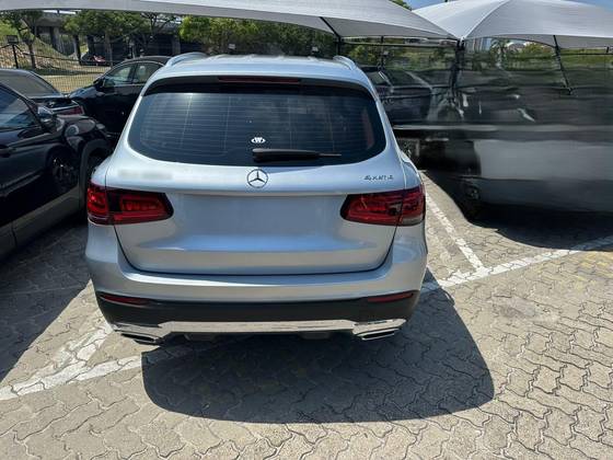 MERCEDES-BENZ GLC 220d 2.0 TURBO DIESEL OFF-ROAD 9G-TRONIC MERCEDES-BENZ GLC 220d 2.0 TURBO DIESEL OFF-ROAD 9G-TRONIC